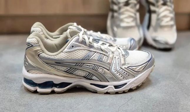 Still Rising: Warum ASICS & New Balance die neuen Hype-Sneaker sind
