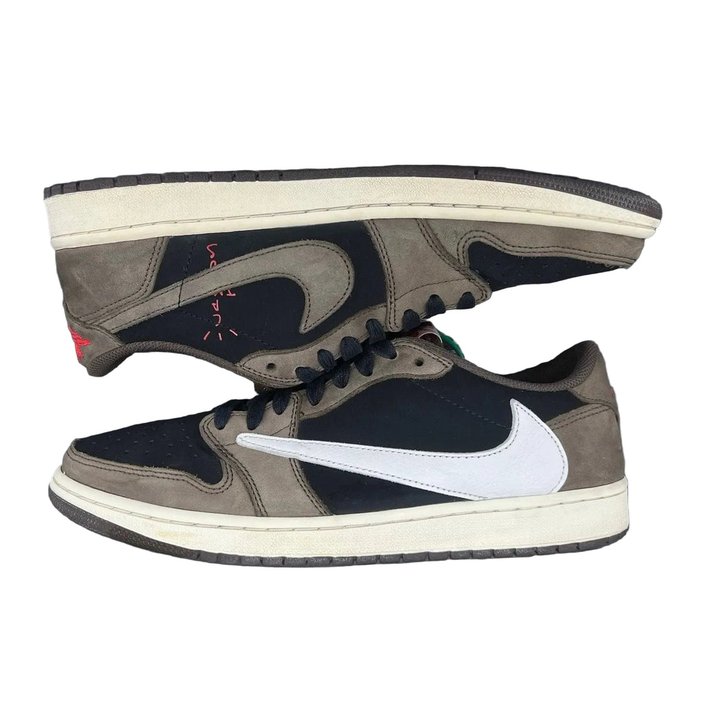 EU 44.5 - Travis Scott Jordan 1 Low Mocha