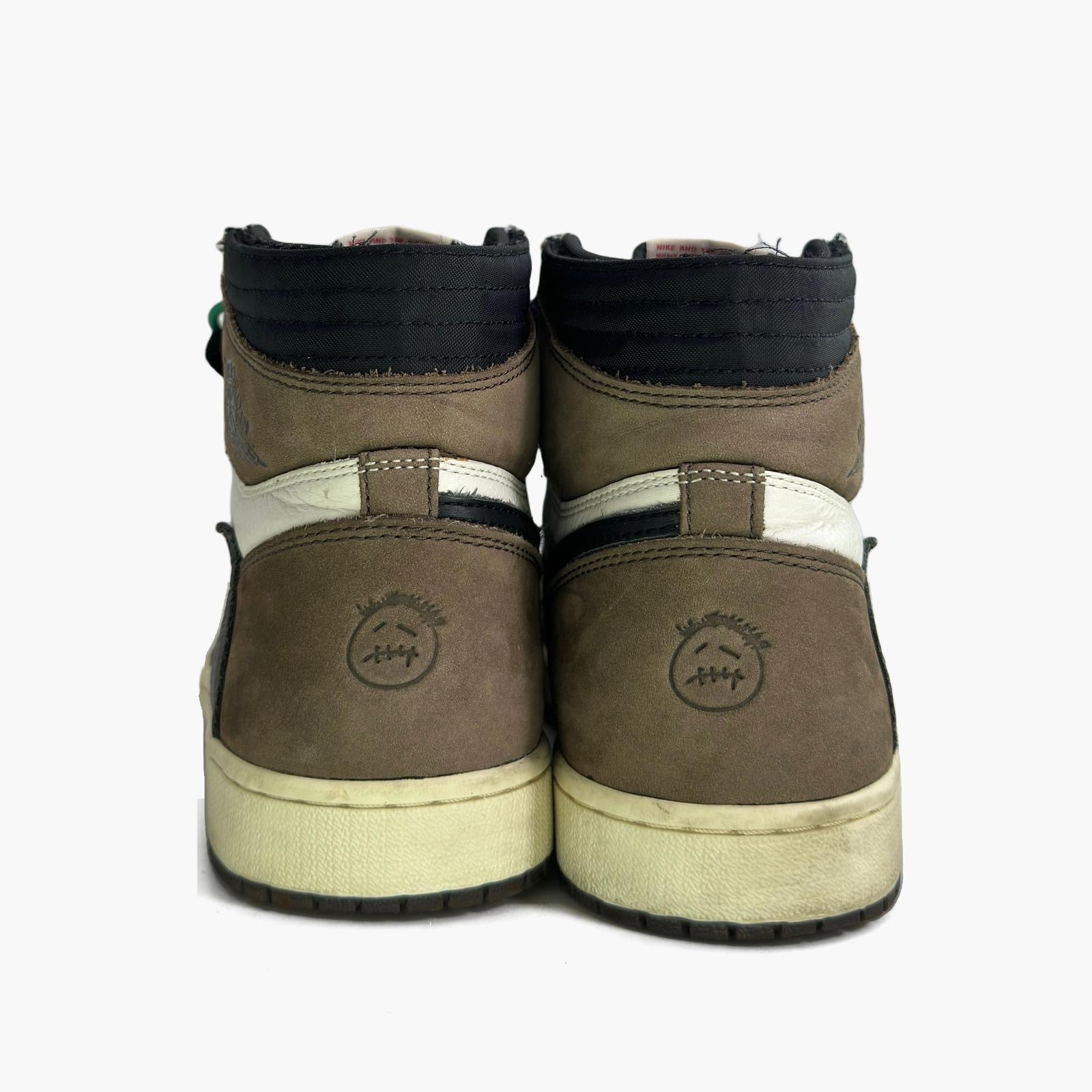 EU 42.5 - Travis Scott Jordan 1 High Mocha