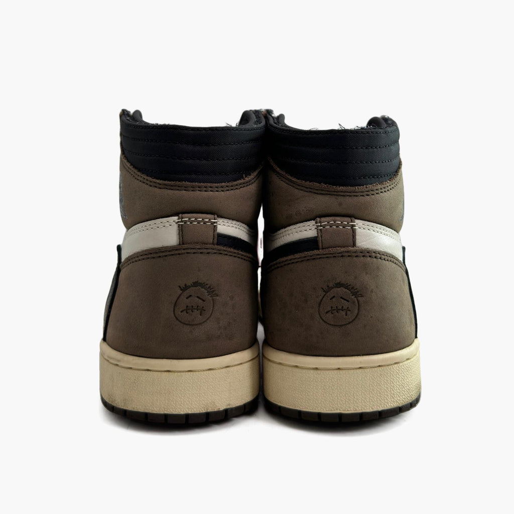 EU 42 - Travis Scott Jordan 1 High Mocha