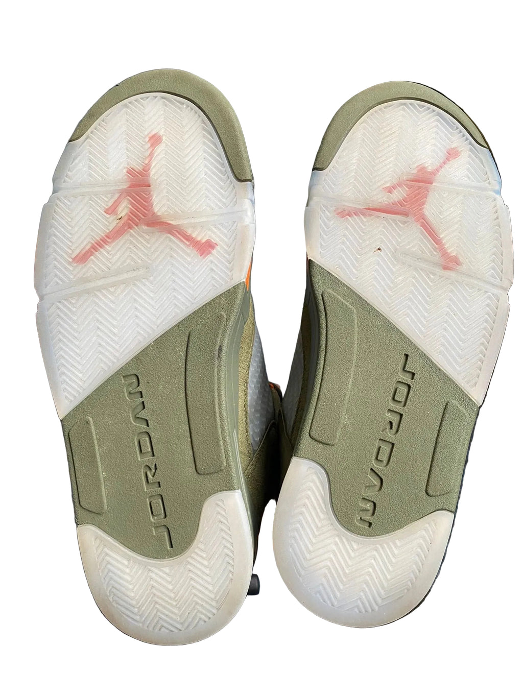 EU 45 - Jordan 5 Retro oliv