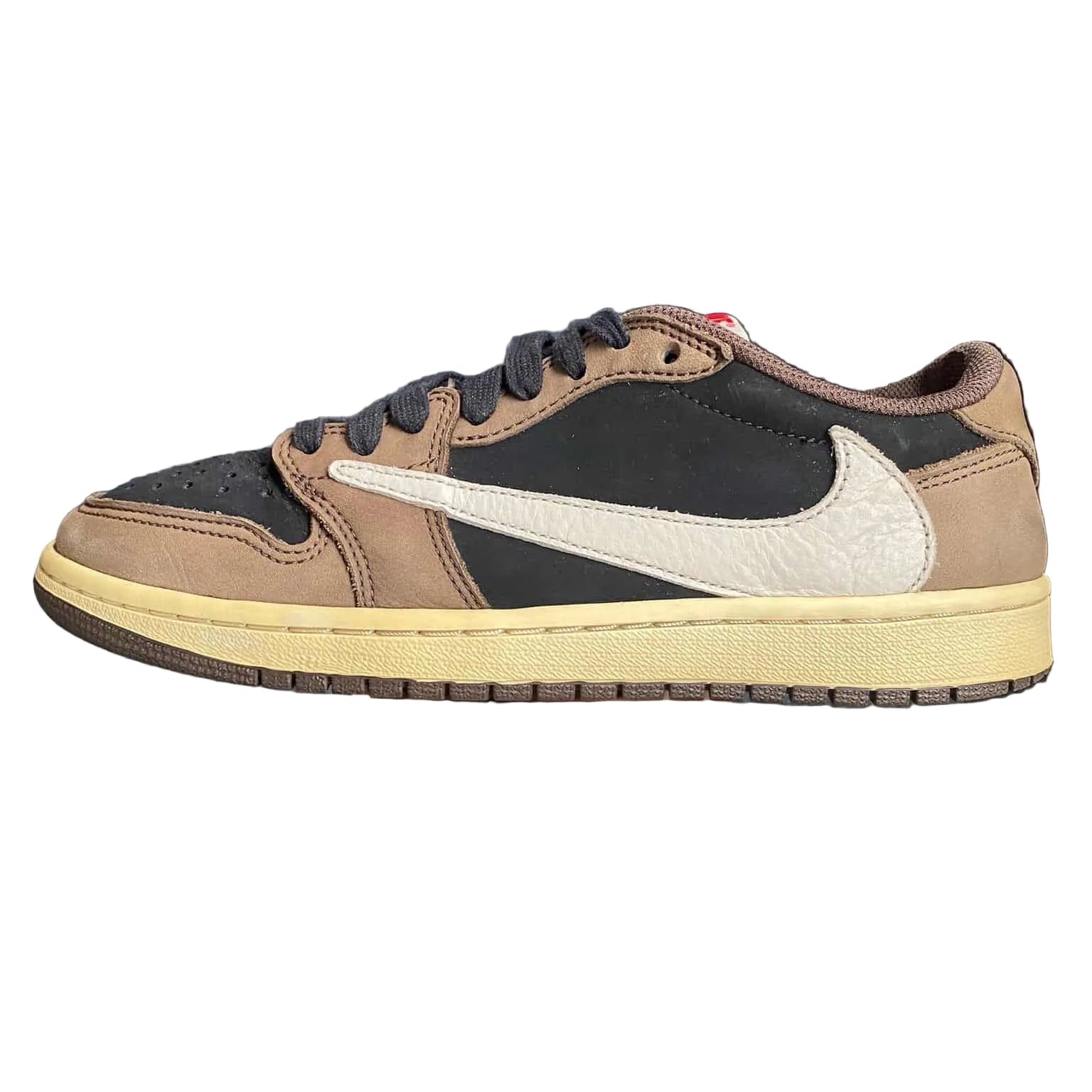 EU 41 - Travis Scott Jordan 1 Low Mocha