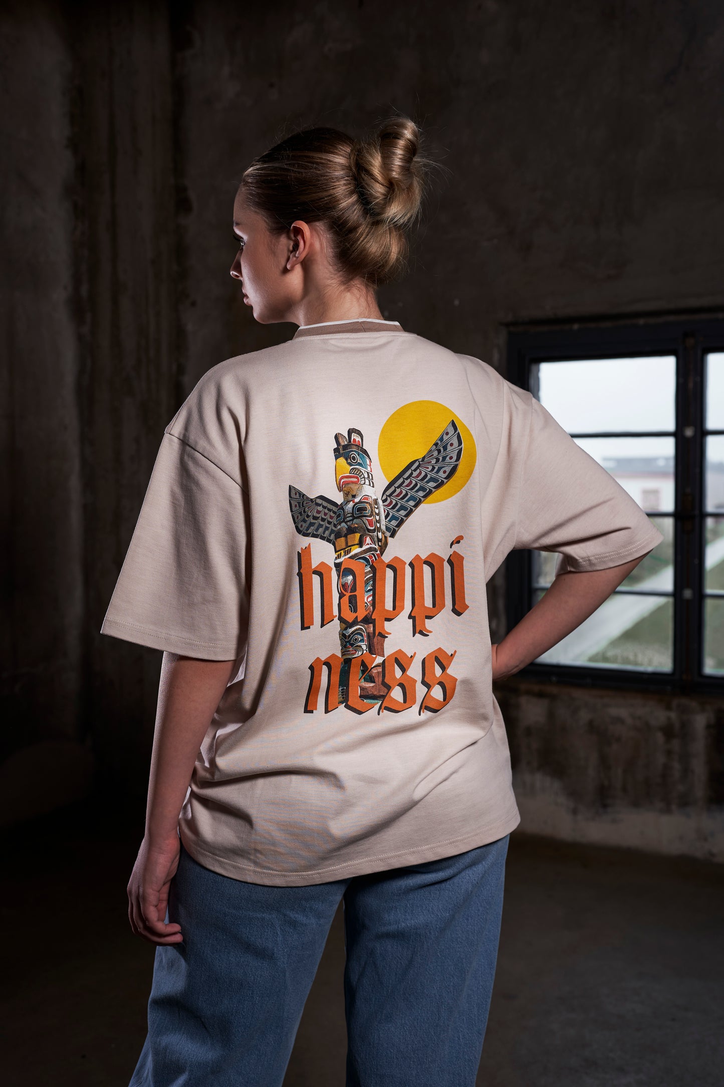 Selfless happiness Tee