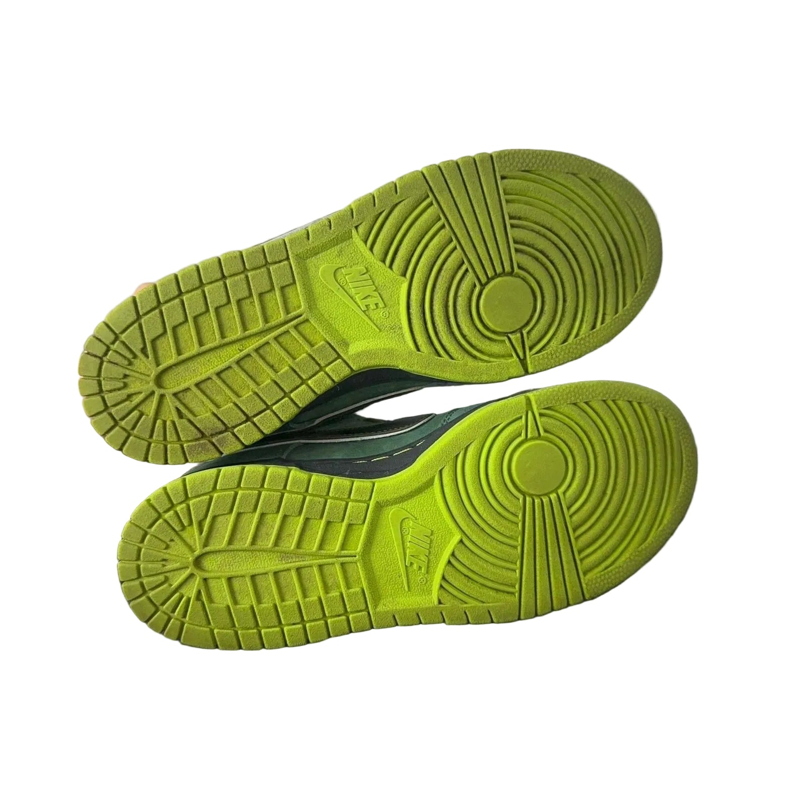 EU 38.5 - SB Dunk Low Concepts Green Lobster