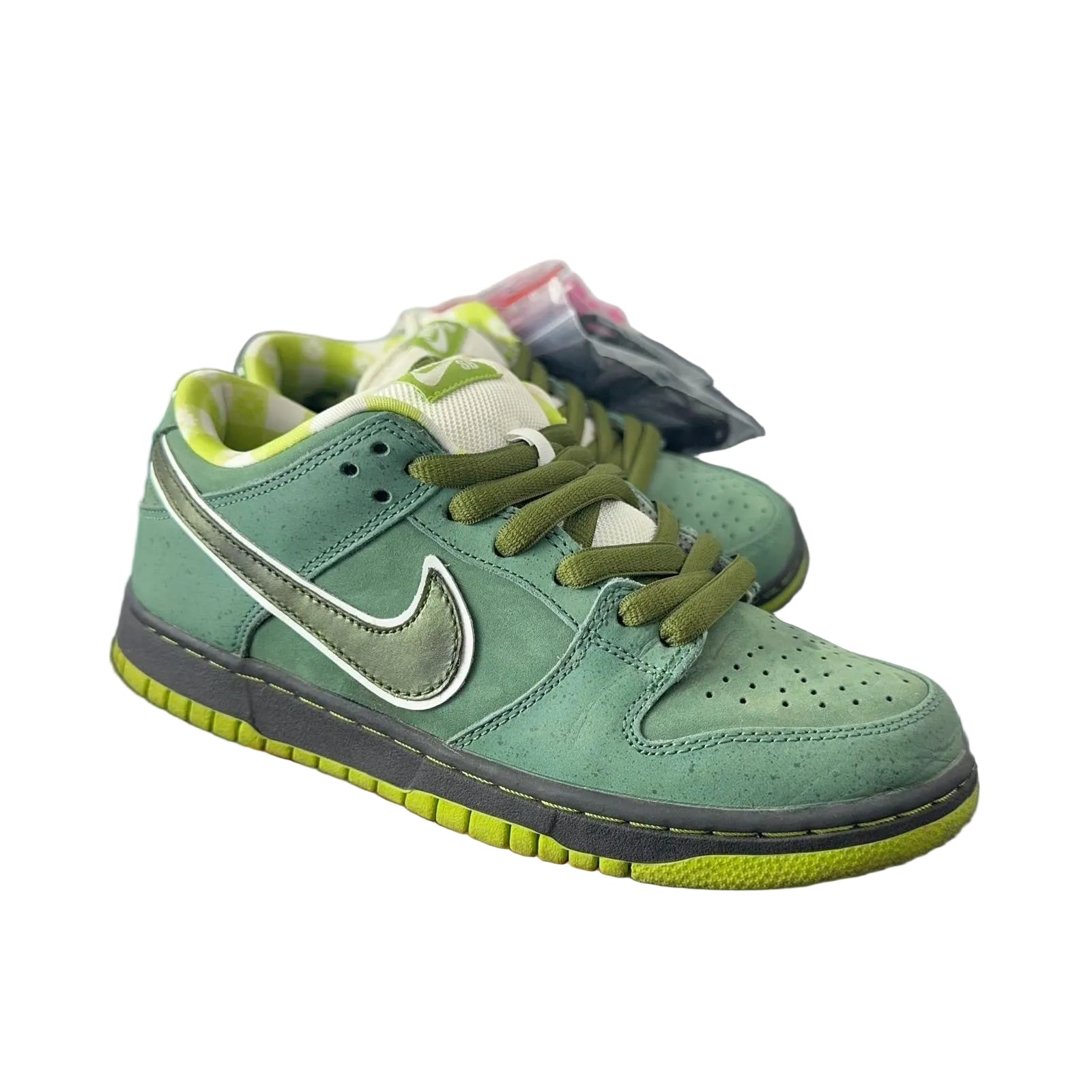 EU 38.5 - SB Dunk Low Concepts Green Lobster