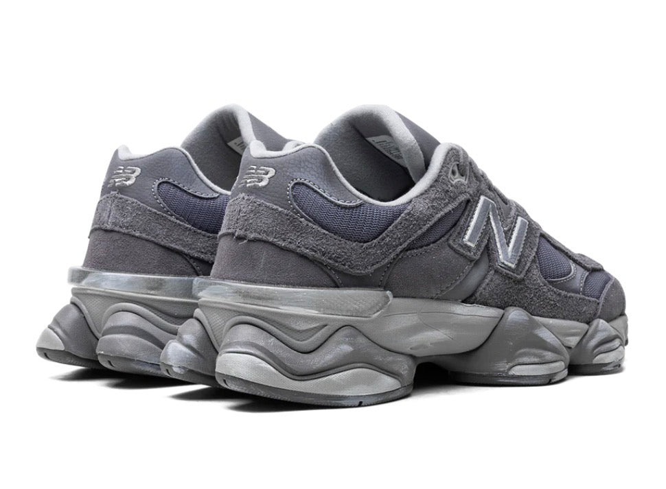 New Balance 9060 Magnet