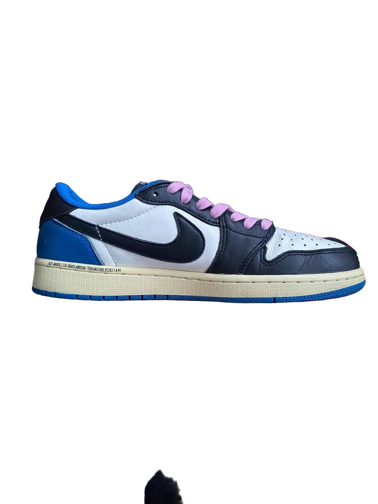 EU 42 - Travis Scott Jordan 1 Low Fragment OG