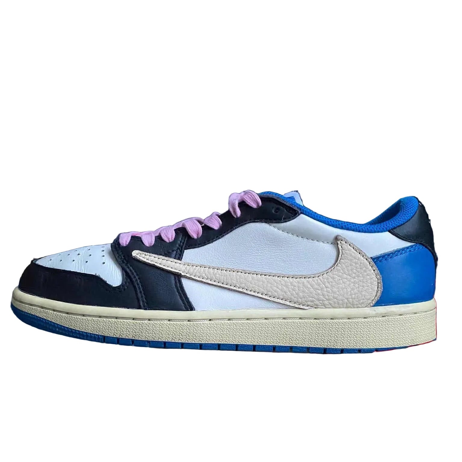 EU 42 - Travis Scott Jordan 1 Low Fragment OG