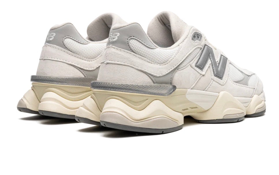 New Balance 9060 Sea Salt Moonbeam