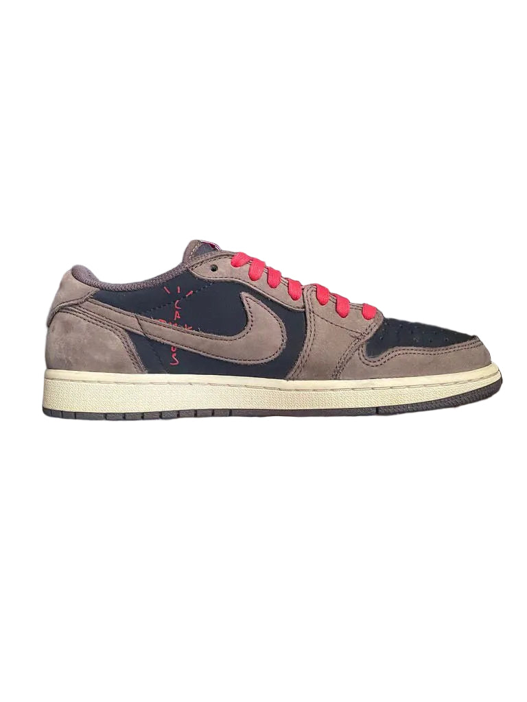 EU 41 - Travis Scott Jordan 1 Low Mocha