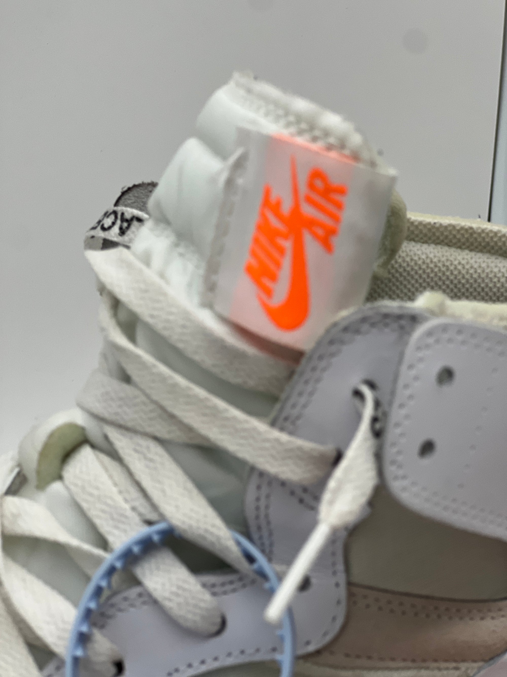 OFF-WHITE x Air Jordan 1 White Used EU 45