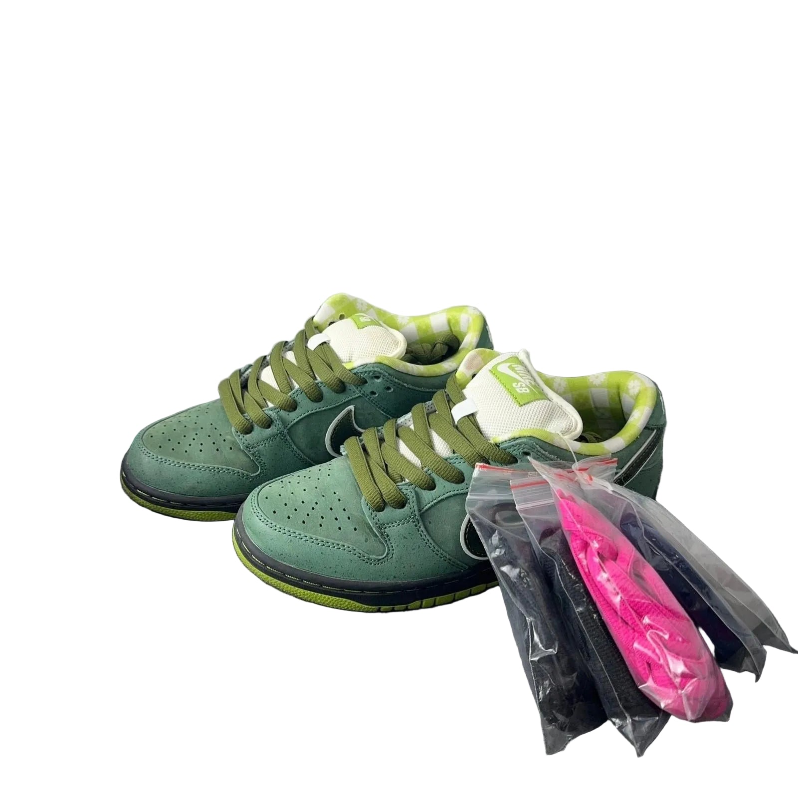 EU 38.5 - SB Dunk Low Concepts Green Lobster