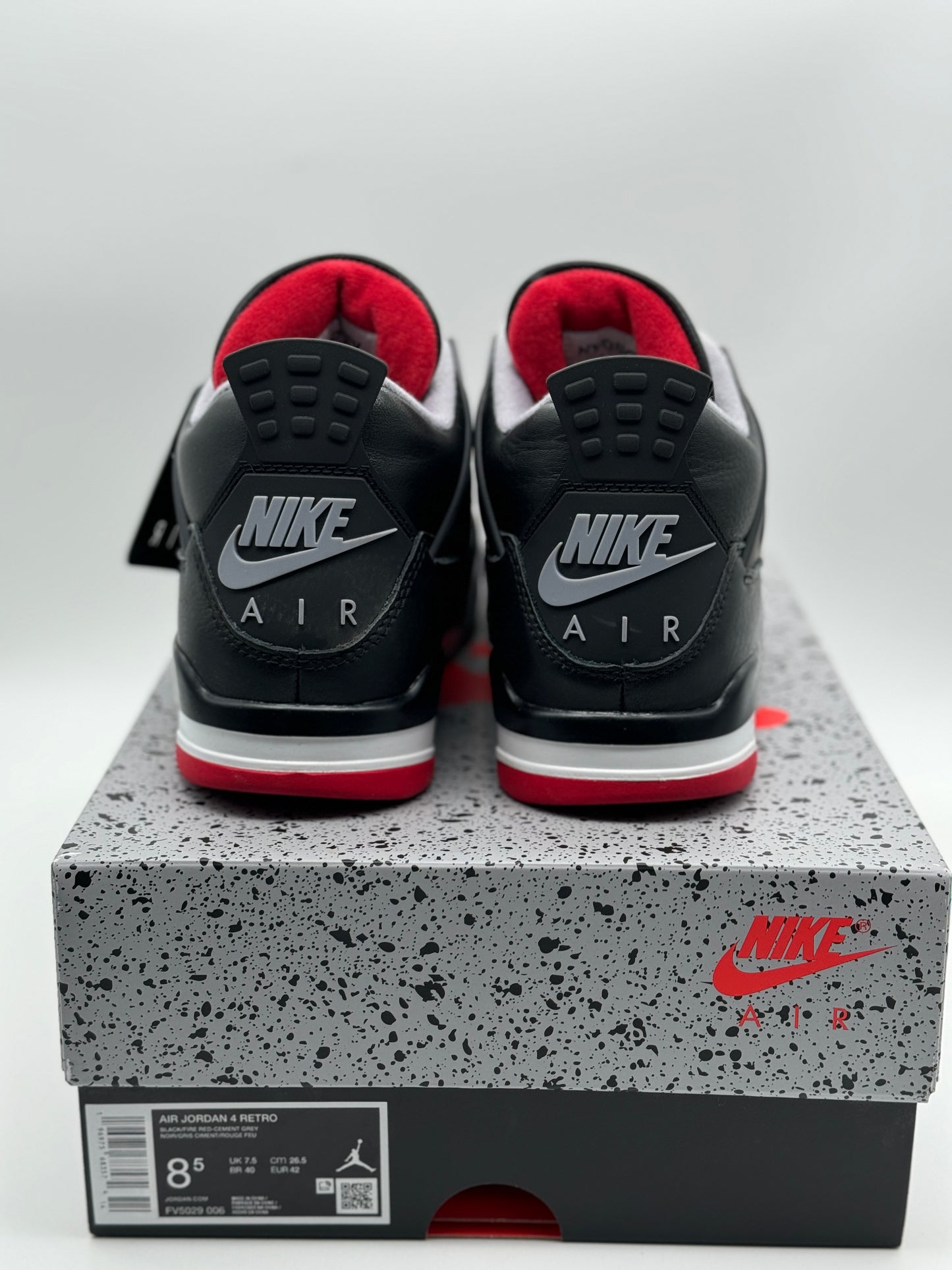 Air Jordan 4 Bred Used EU 42