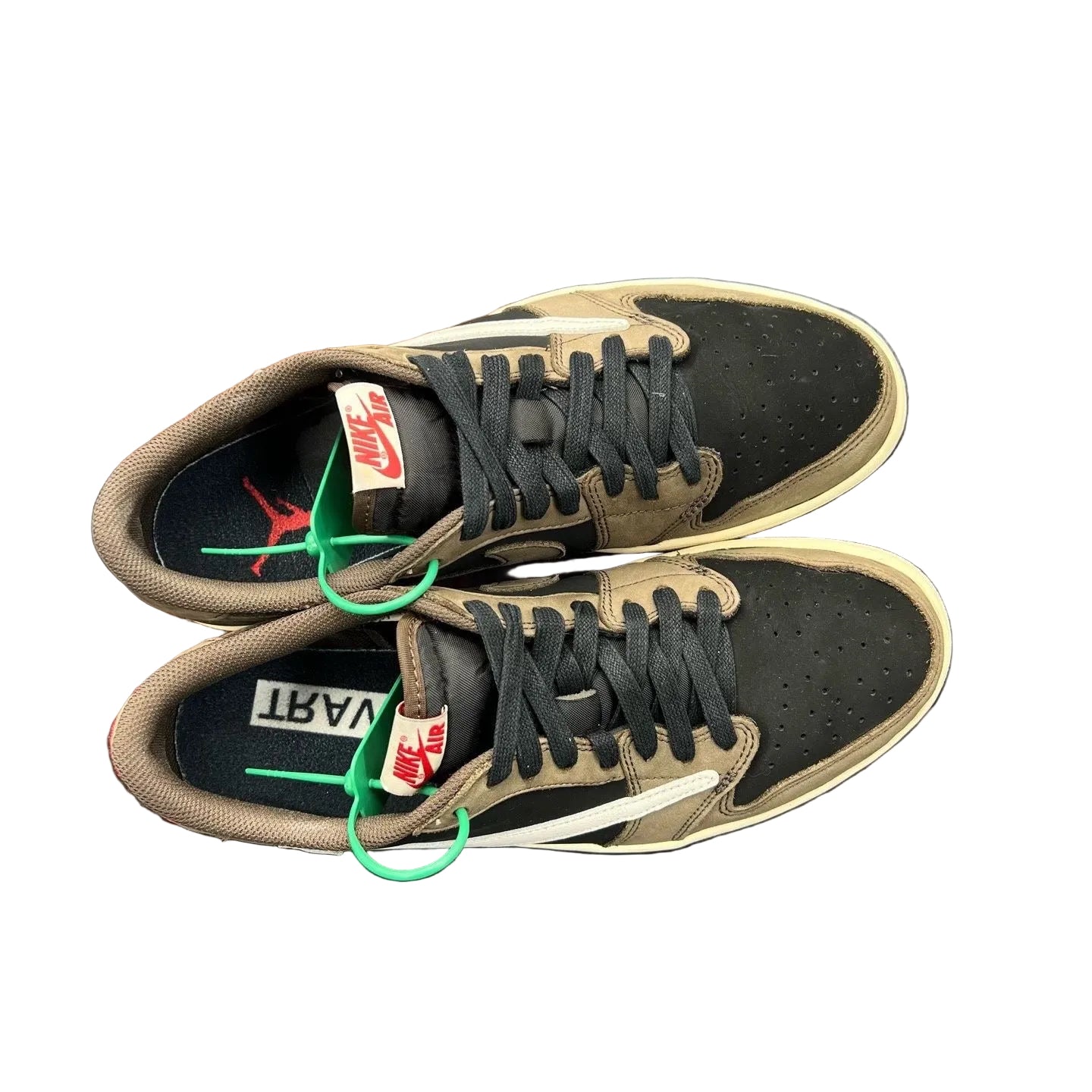 EU 44.5 - Travis Scott Jordan 1 Low Mocha
