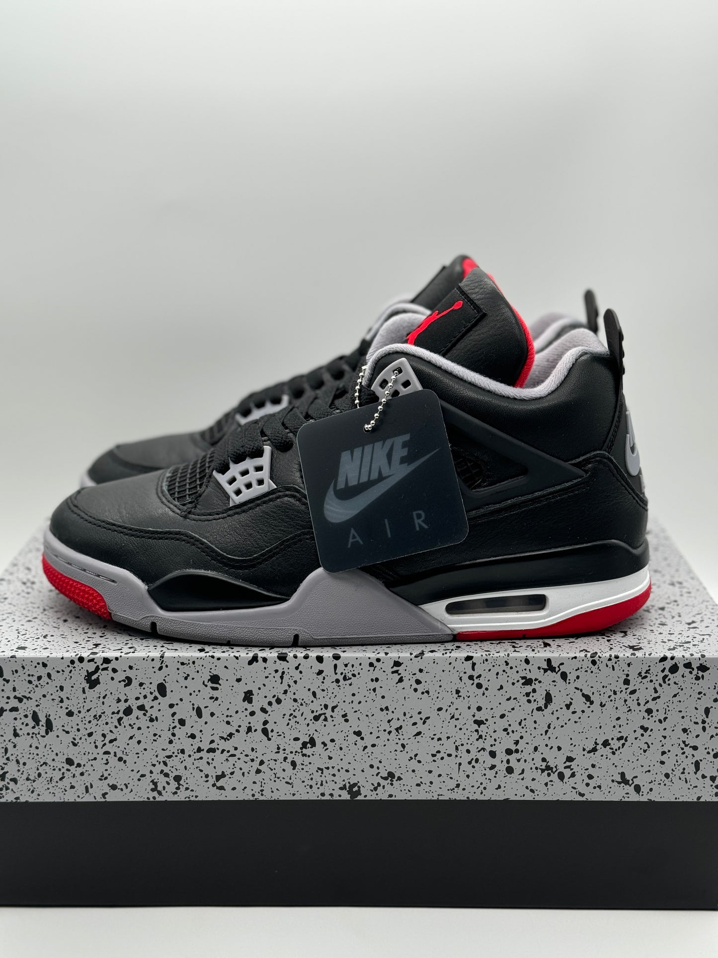 Air Jordan 4 Bred Used EU 42