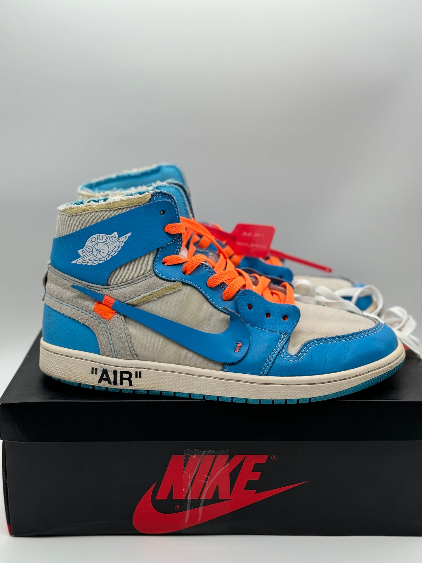 Off-White Air Jordan 1 UNC Used EU 44,5