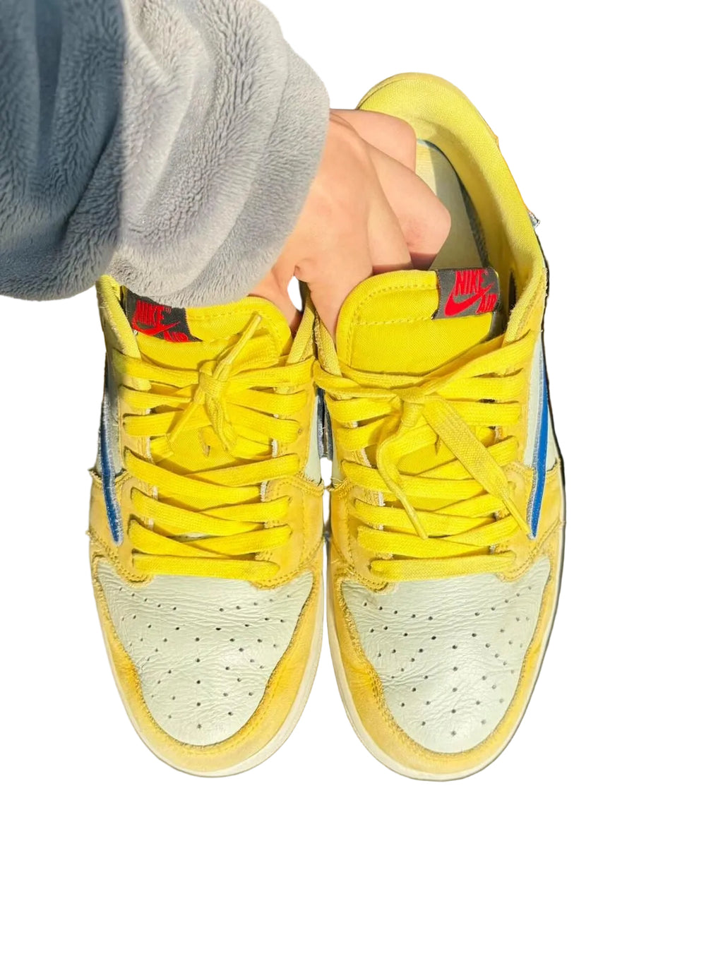 EU 43 - Travis Scott Jordan 1 Low Canary