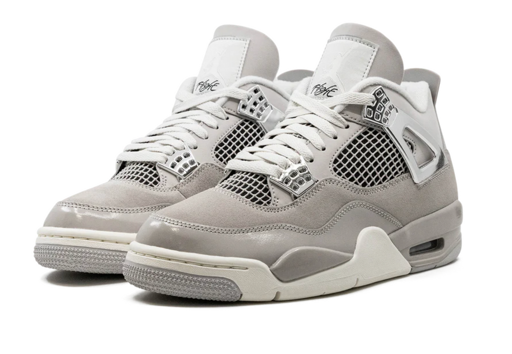 Air Jordan 4 Frozen Moments