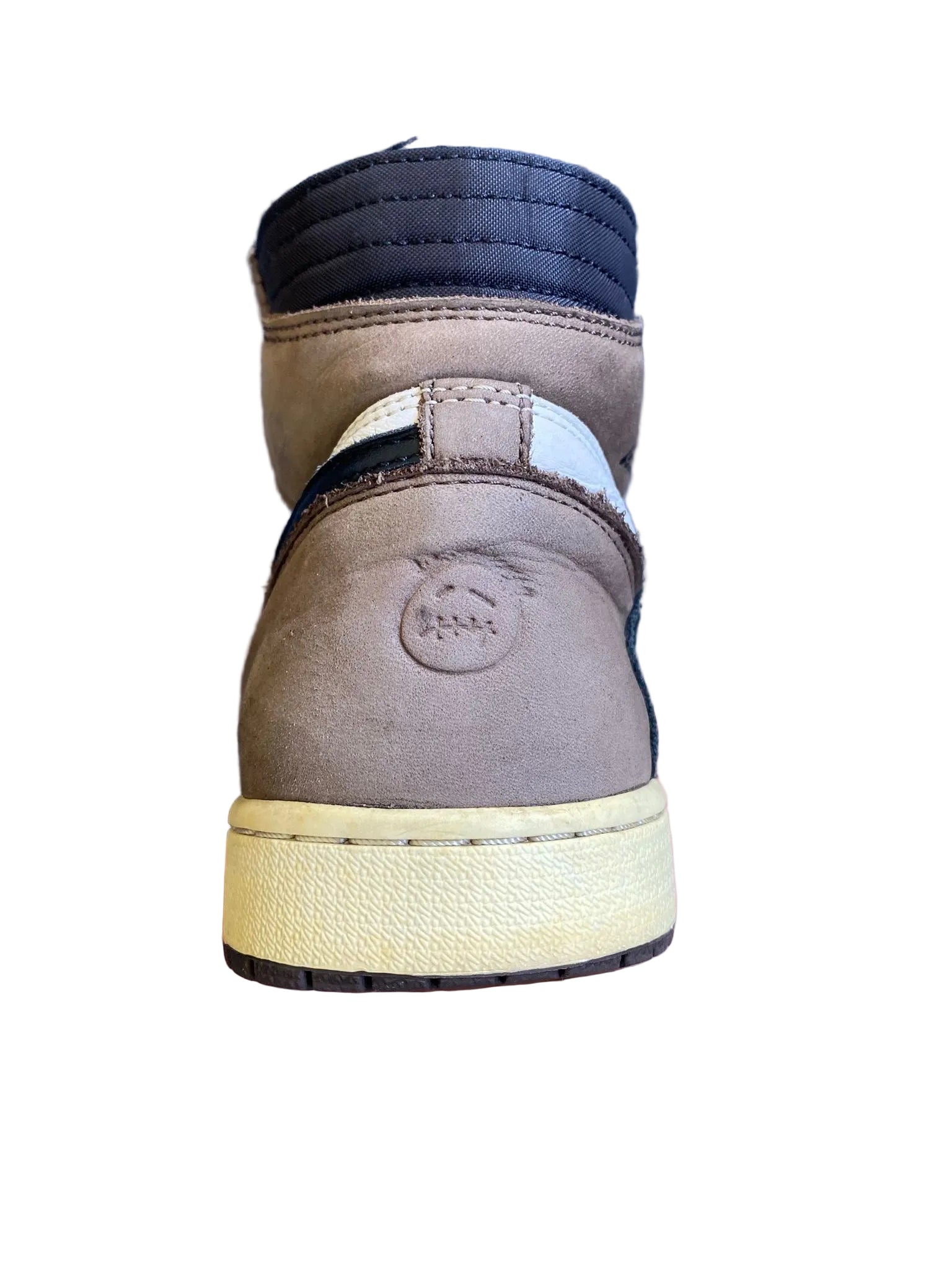 EU 45 - Travis Scott Jordan 1 High Mocha